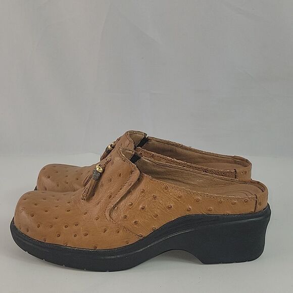 Ariat Ostrich Print Tan Leather Women's Clogs - Picture 6 of 13